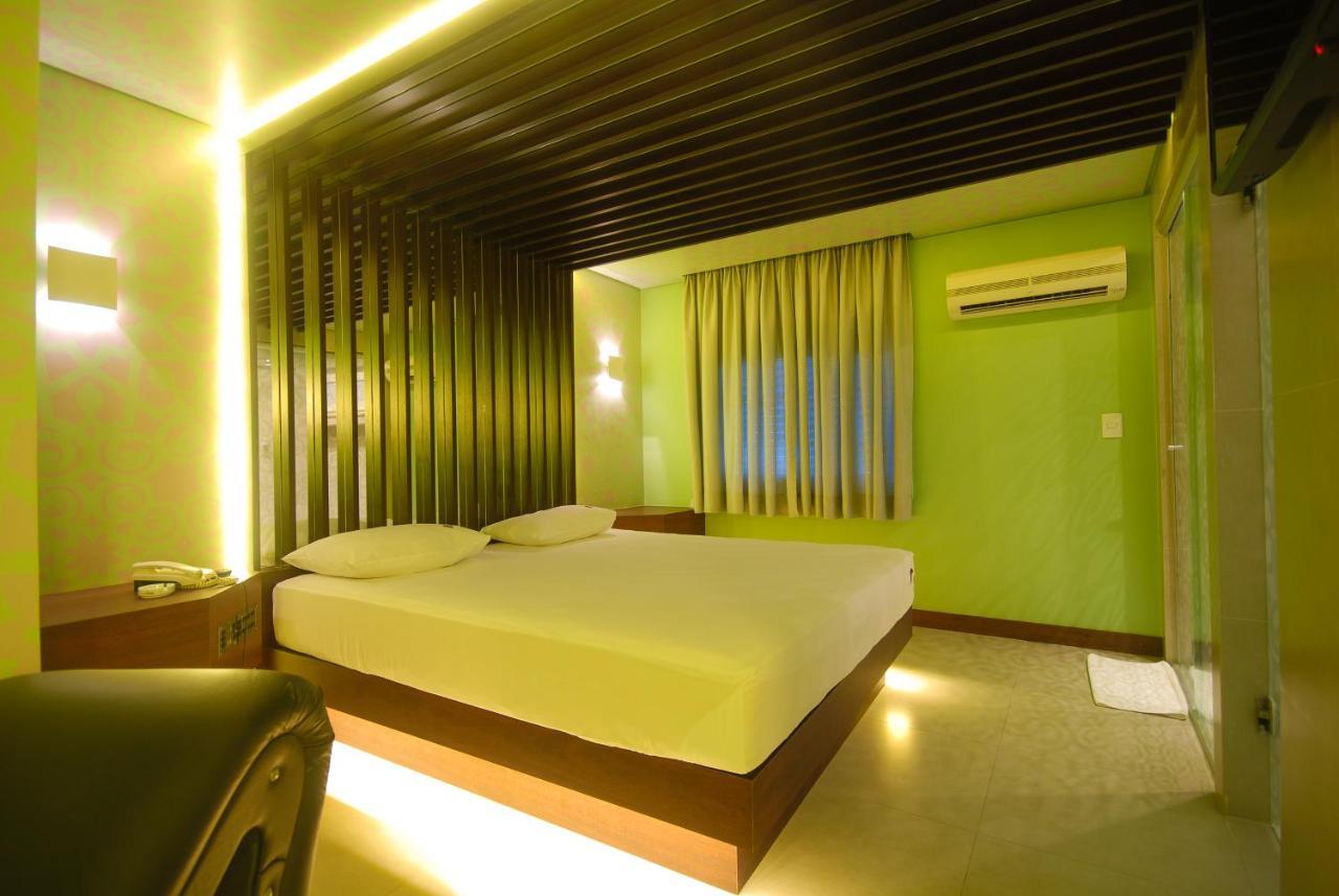 Motel Classe A (Adults Only) サンパウロ エクステリア 写真